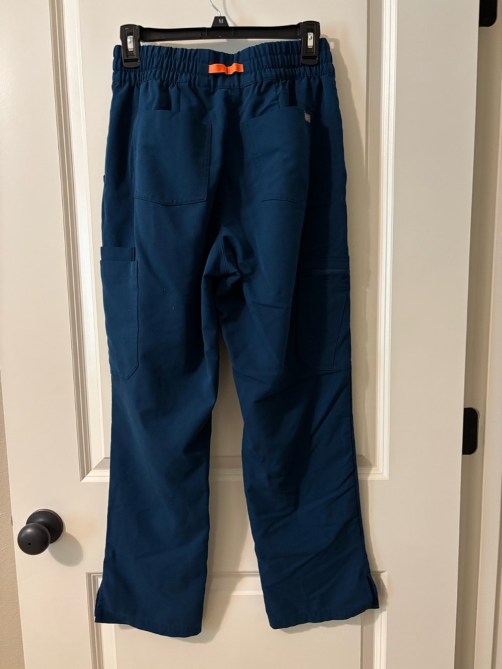Figs Women’s Teal/Blue Dowa High Waisted Scrub Pants - Medium Petite - Picture 2 of 3